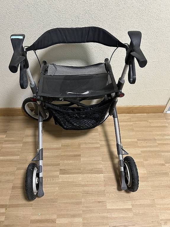 Ausili per la deambulazione: Rollator Marke Topro – Usato da Bannwil venduto da mon_sx6q