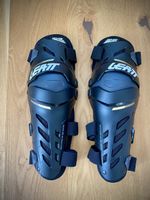 Leatt Dual Axis Knie-/Schienbeinschützer L/XL