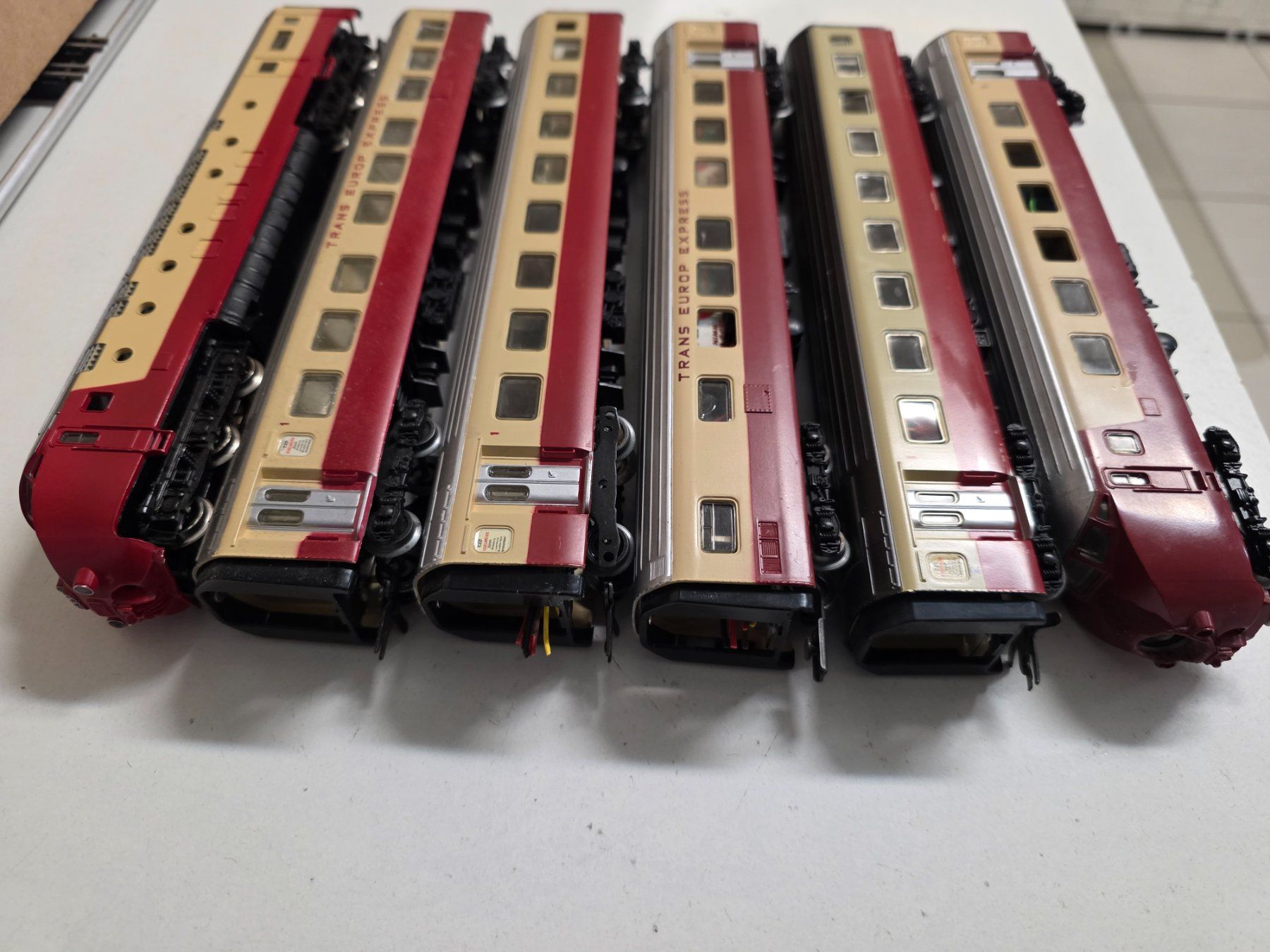 Märklin Modelleisenbahnen: Märklin Train Europa Express 6 éléments dès 1.-fr – Gebraucht aus bassecourt von Paolo101 1