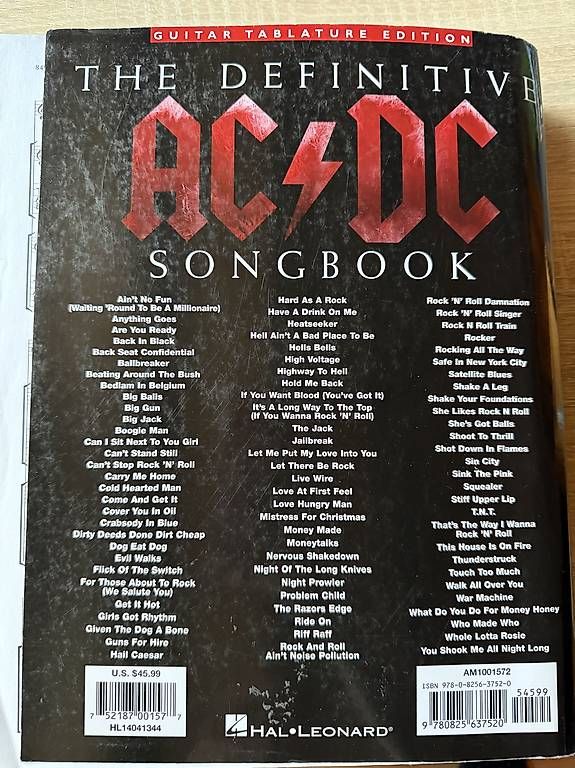 Libri: Partition/Tablature de guitare AC/DC  – Usato da Ste-Croix venduto da Kikkio 1