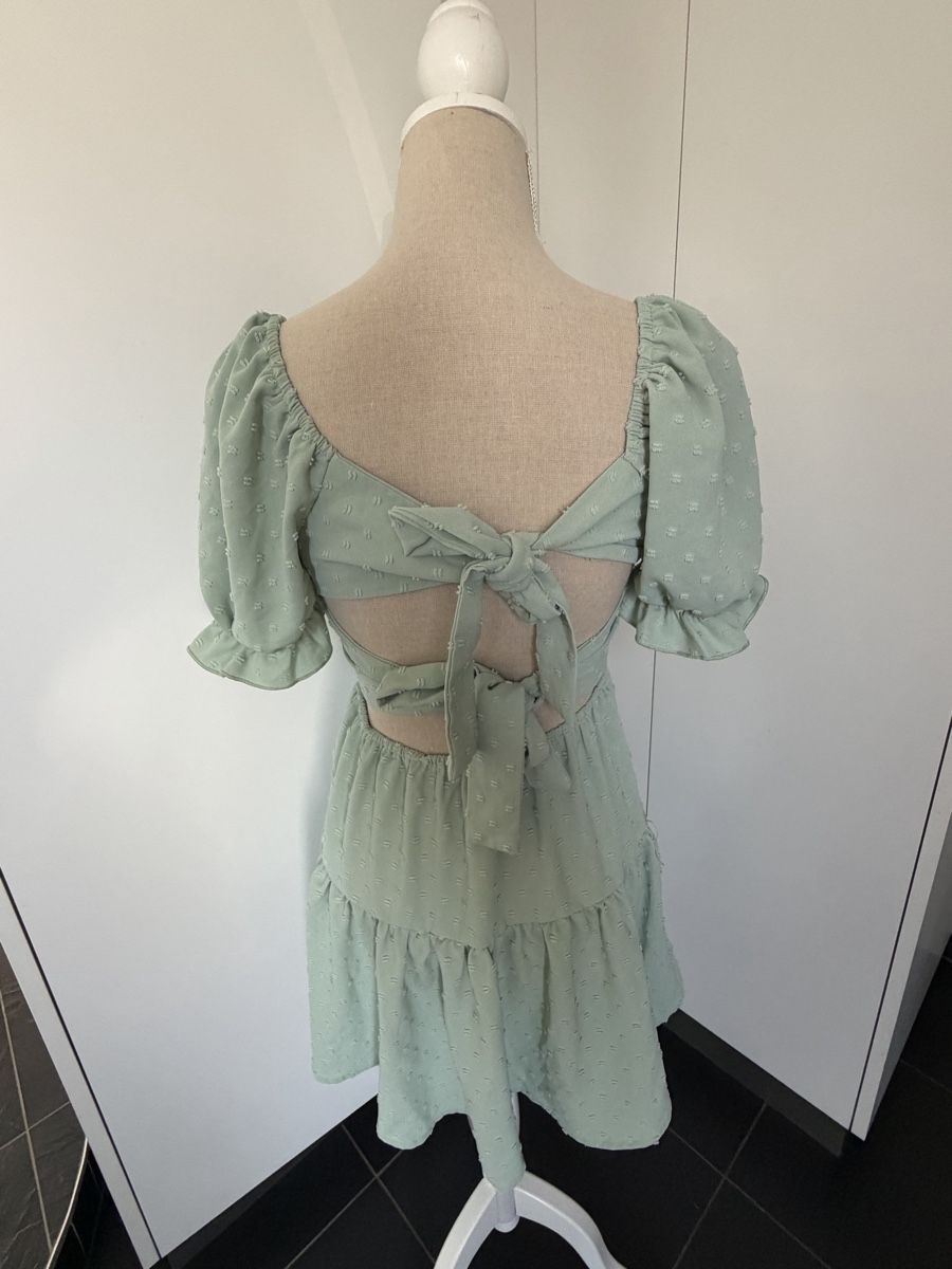 Kleider: Kleid mintgrün Grösse S – Gebraucht aus Münchenwiler von aleaaurora 1