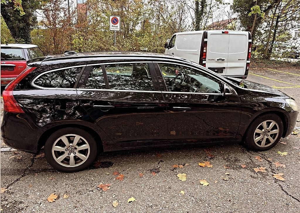 Automobili: VOLVO V60 MFK 2026 – Usato da Pratteln venduto da Alexx-91 2