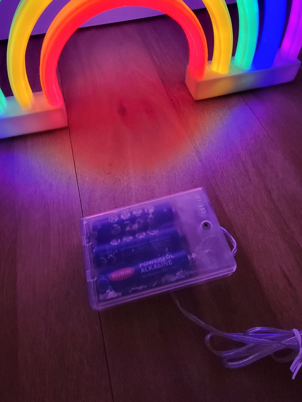 Toutes les décorations: Batterie Regenbogenlicht LED – D'occasion à Elgg par matthias5523 1