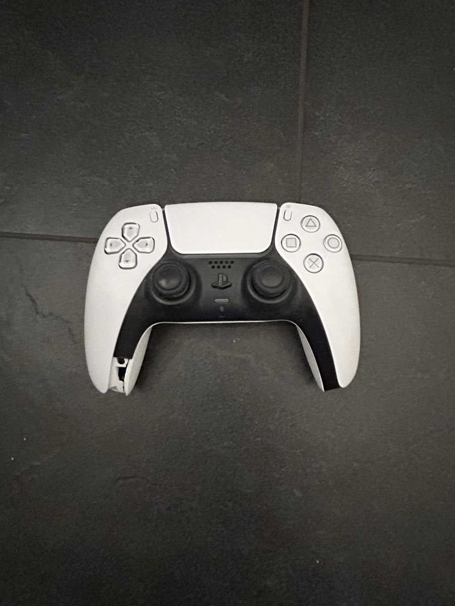 Sony Console: PS5 – Nuovo (secondo la descrizione) da Möriken AG venduto da Pircher123 6