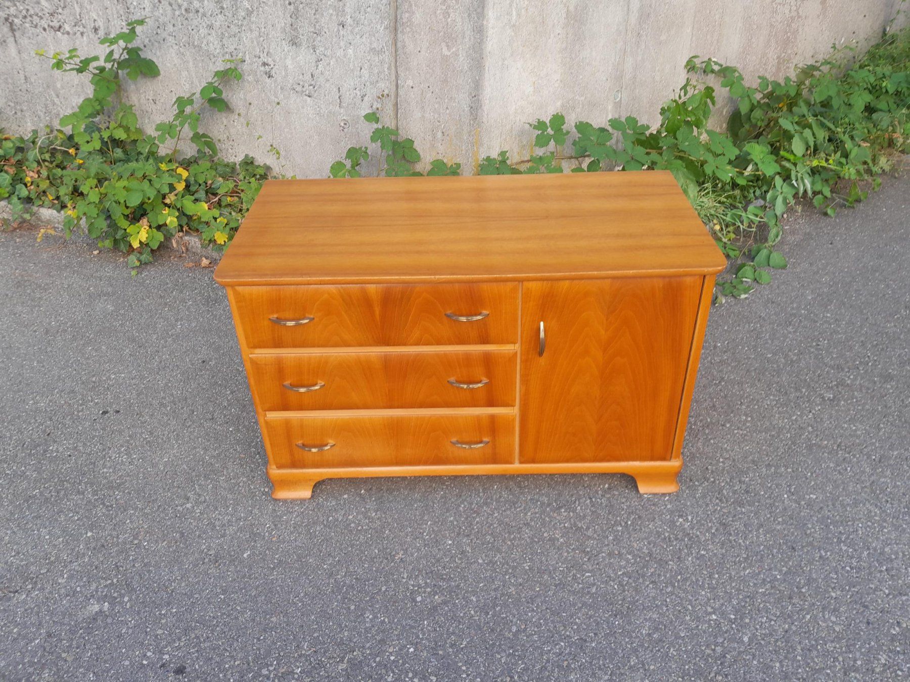 Kommoden: Vintage Kommode / Möbel / Sideboard – Gebraucht aus Männedorf von Bel-view 1