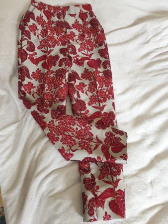 DOLCE & GABBANA Brokat Hose grau/rot Gr. 34