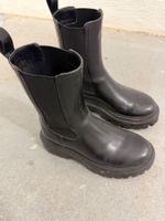 H&M Boots mit Plateausohle