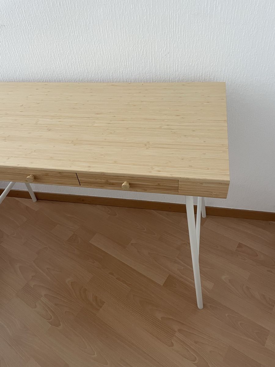 Bureaux: Schreibttisch Holz – Neuf (Voir description) à Lausanne par coralieflorence 2