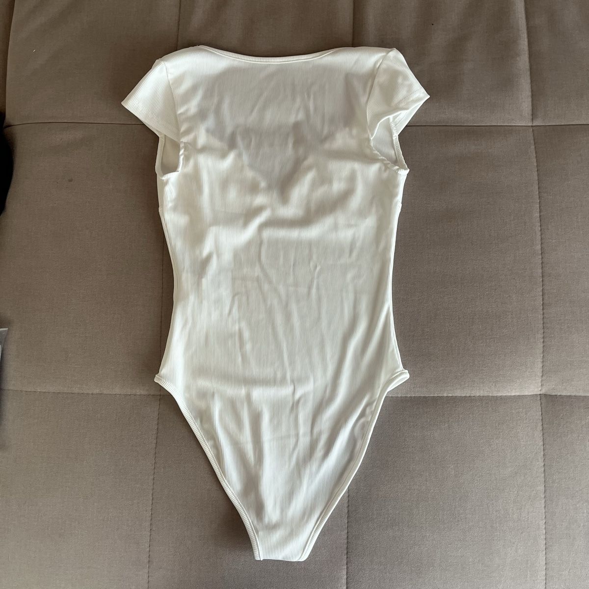 Top: Body Gr. S in Weiss  – Nuovo (secondo la descrizione) da Cunter venduto da tiramisuuu_ 1