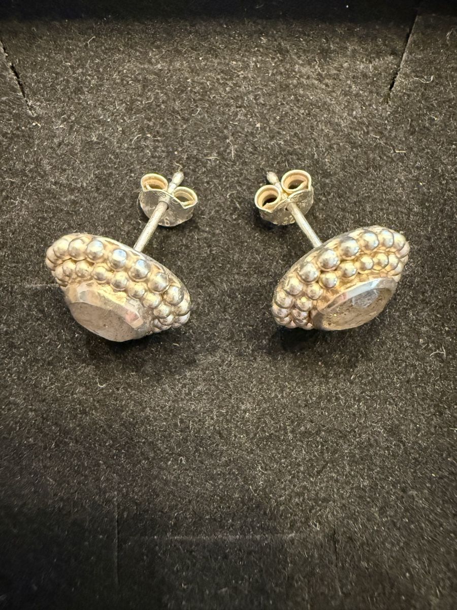 Orecchini pendenti & Orecchini a lobo: Ohrstecker aus Silber mit Mondstein – Nuovo (secondo la descrizione) da Wetzikon ZH venduto da tan_9922 1