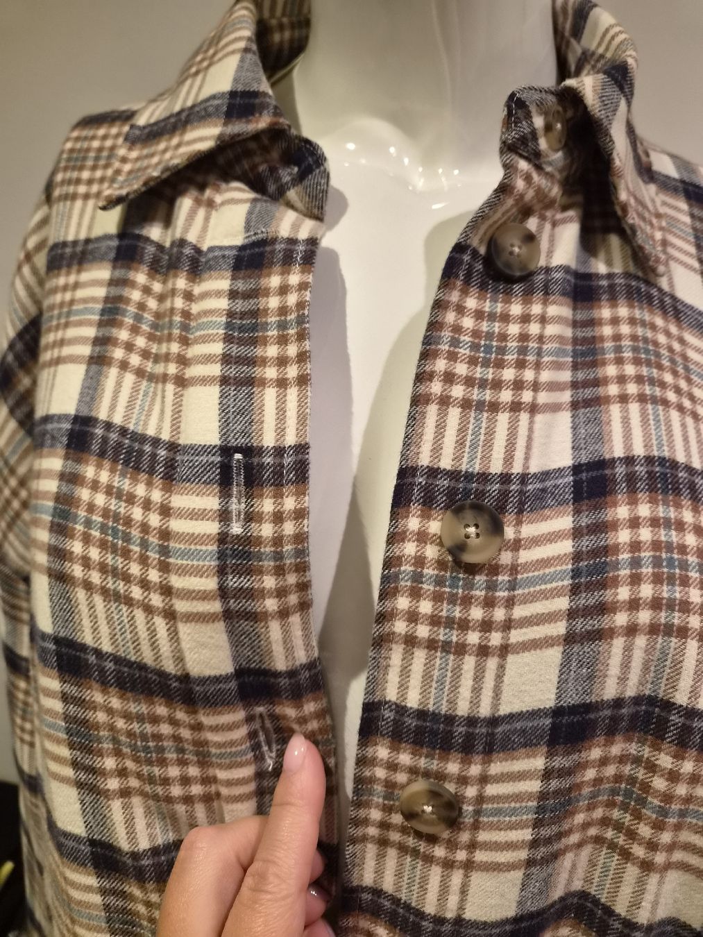 Oysho Hemden: Chemise doublée oysho – Neu und originalverpackt aus Genève von ana_z8yn 2