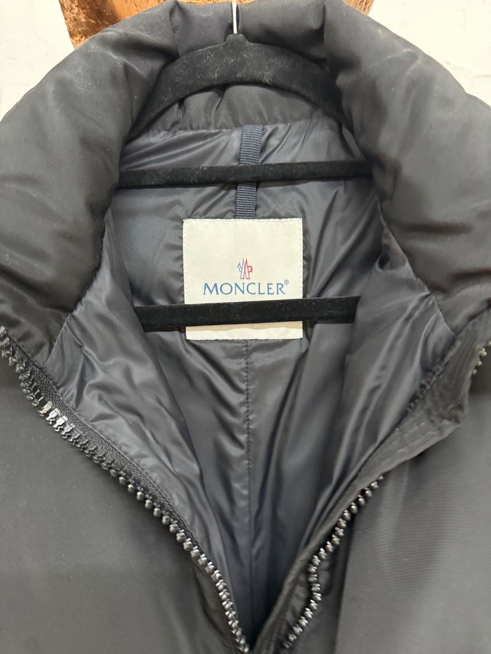 Moncler Jacken: Moncler Daunenjacke – Gebraucht aus Lutzenberg von Schatzkiste88 1