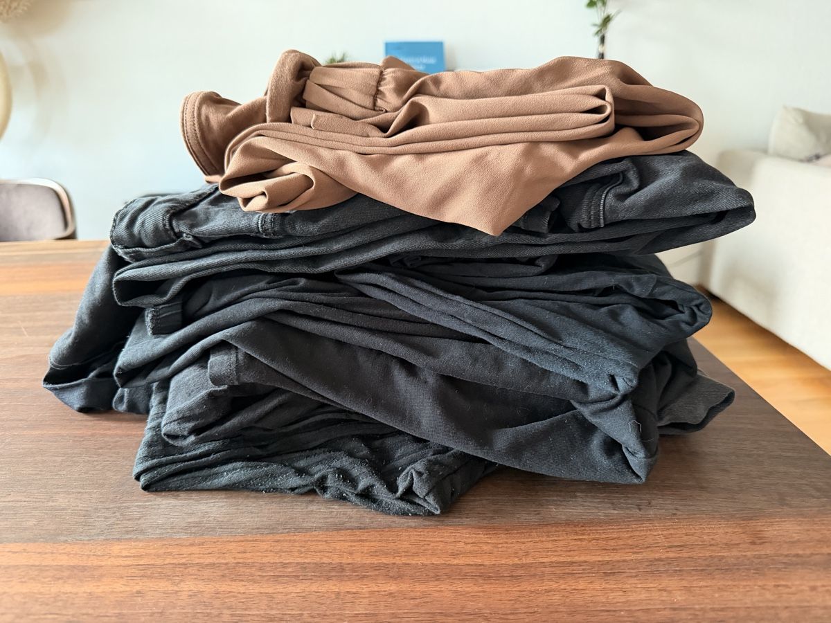 H&M Lotti di vestiti: Pantalons grossesse – Usato da Lengnau BE venduto da wal_zf7c