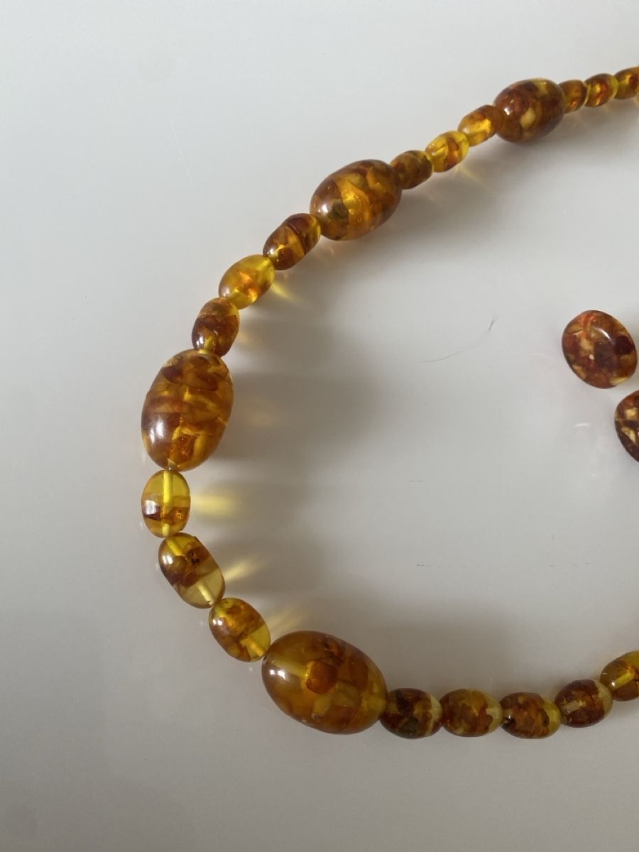 Altri gioielli: Bernstein Kette mit passenden Ohrringen 85cm – Usato da Läufelfingen venduto da Alles_Garantie 6
