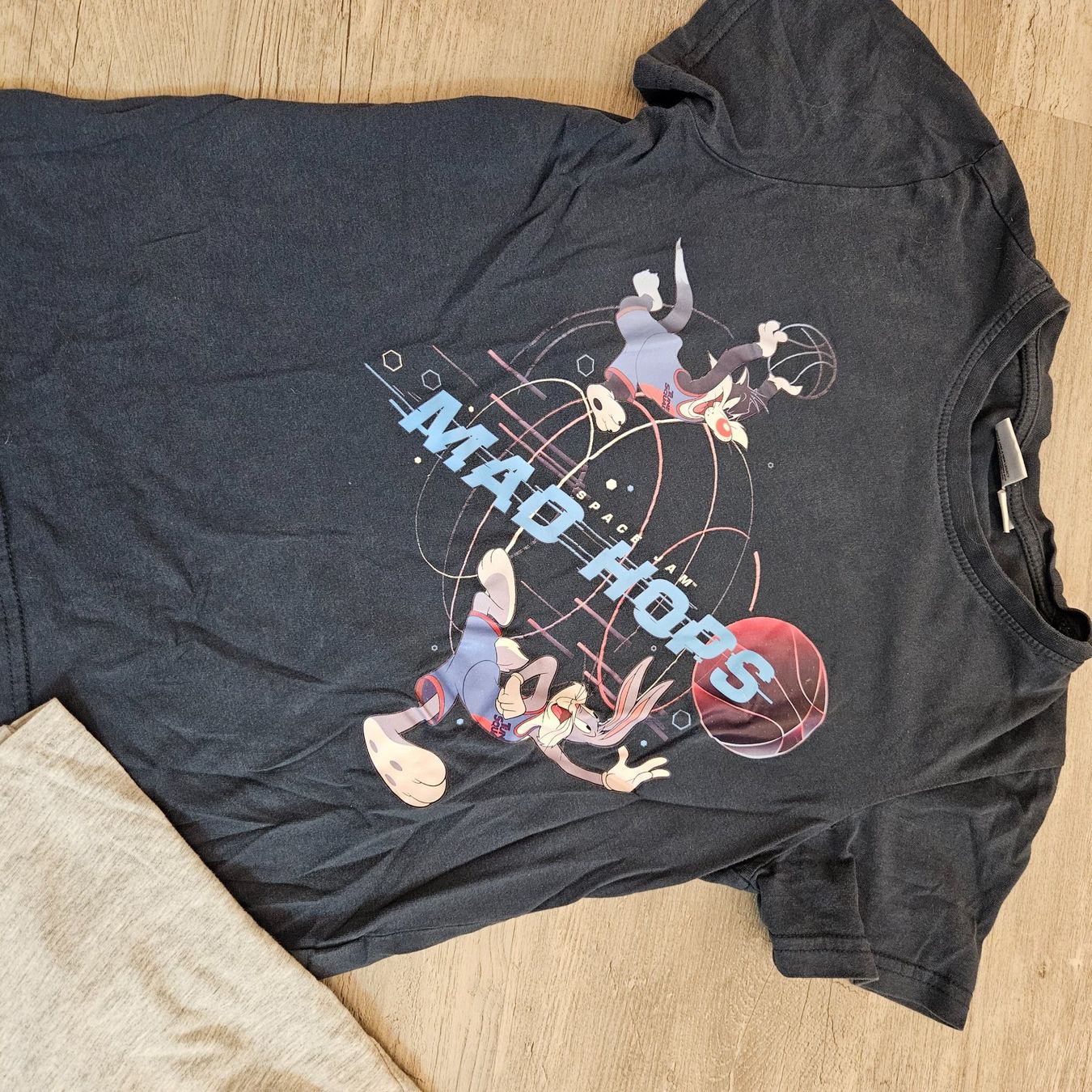 Pyjamas & Ähnliches: Pyjama Looney Tunes Space Jam Gr. 146 – Gebraucht aus Embrach von Lilly2021 1