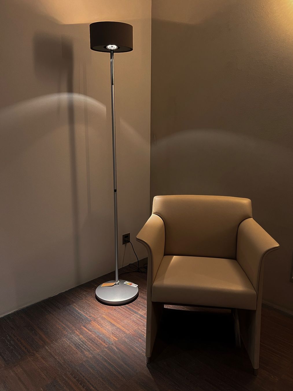 Lampade: Belux Stehleuchte Diogenes – Nuovo (secondo la descrizione) da Bern venduto da arttesa