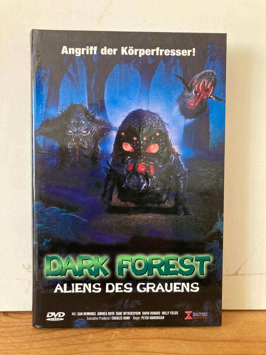 Tutti i DVDs: Dark Forest Aliens des Grauens - Grosse Hartbox - DVD – Usato da Wädenswil venduto da noodelbraincrew