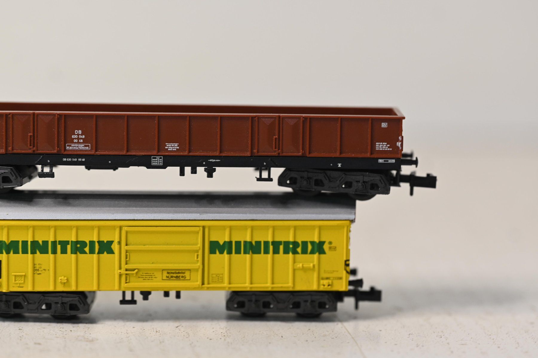 Trix Modellini di ferrovie: Güterwagen Trix Spur N , 2 Stück – Usato da Laupen ZH venduto da Zmoewe 2