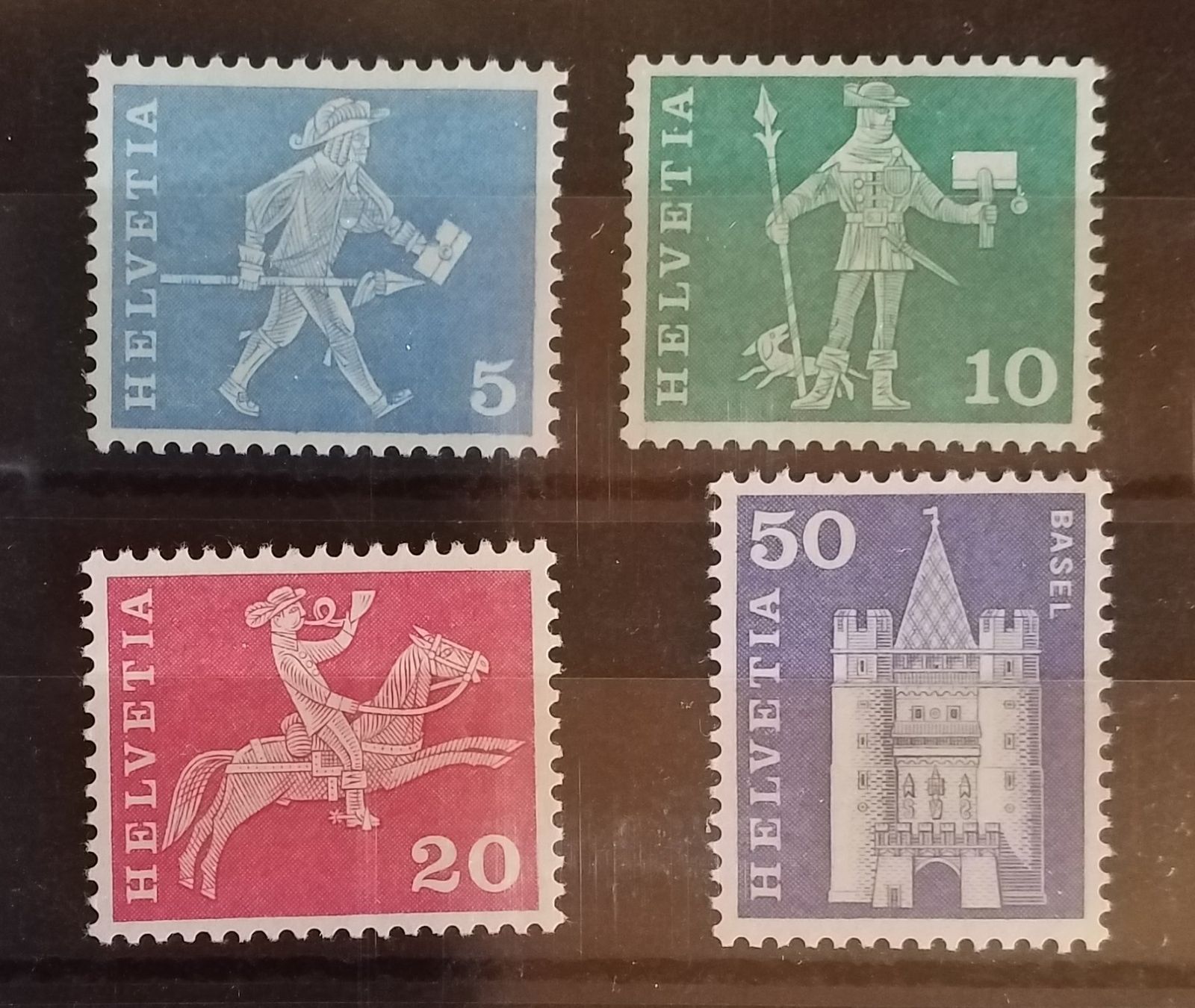 Tutti i francobolli: 355RL - 363RL, Rollenmarken Postgeschichte postfrisch Kt. 14 – Nuovo (secondo la descrizione) da Baden venduto da Eggi