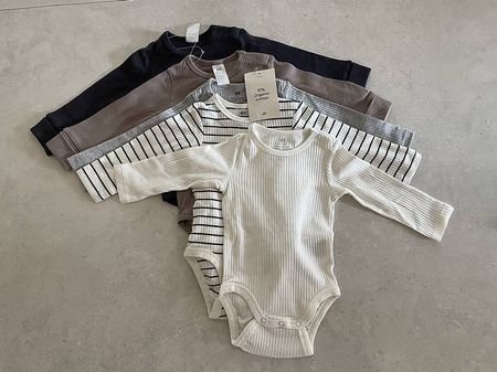 Baby Gr. 68 - Bodys 5er Pack NEU!