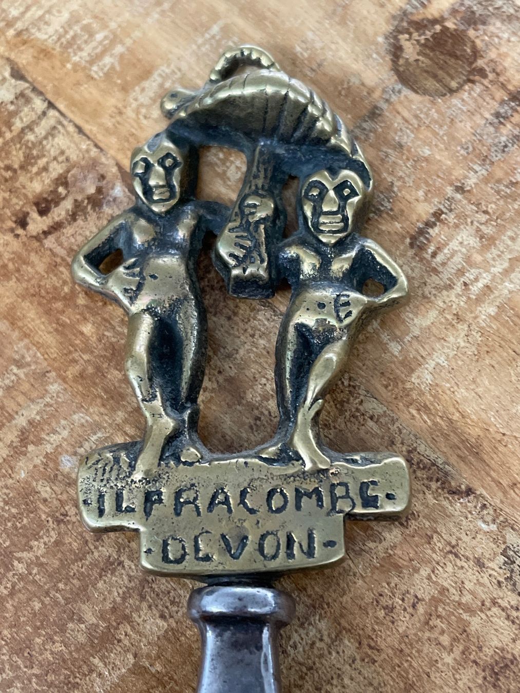 Altro in Stoviglie & Bicchieri: Flaschenöffner aus Ilfracombe (Devon) – Usato da Aarau Rohr venduto da foodlover 1