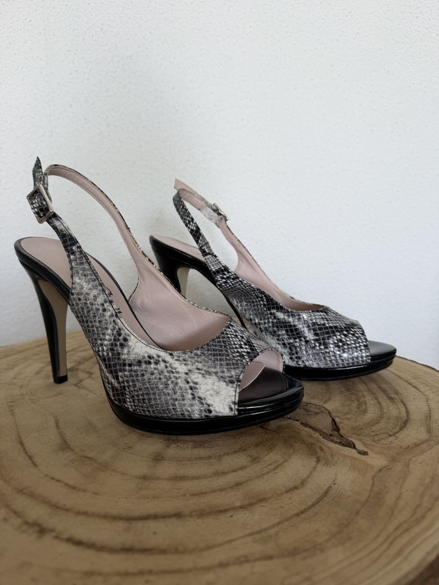 Scarpe da donna: Mode Integrity High Heels Gr. 38 – Schlangenoptik – Nuovo (secondo la descrizione) da Hägglingen venduto da Raff_Ella