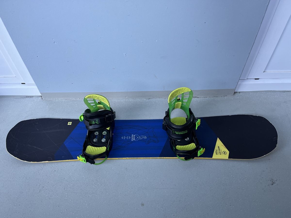 Nidecker Board: Nidecker Snowboard 130cm inkl. Bindung – Usato da Horgen venduto da pupcia01 3