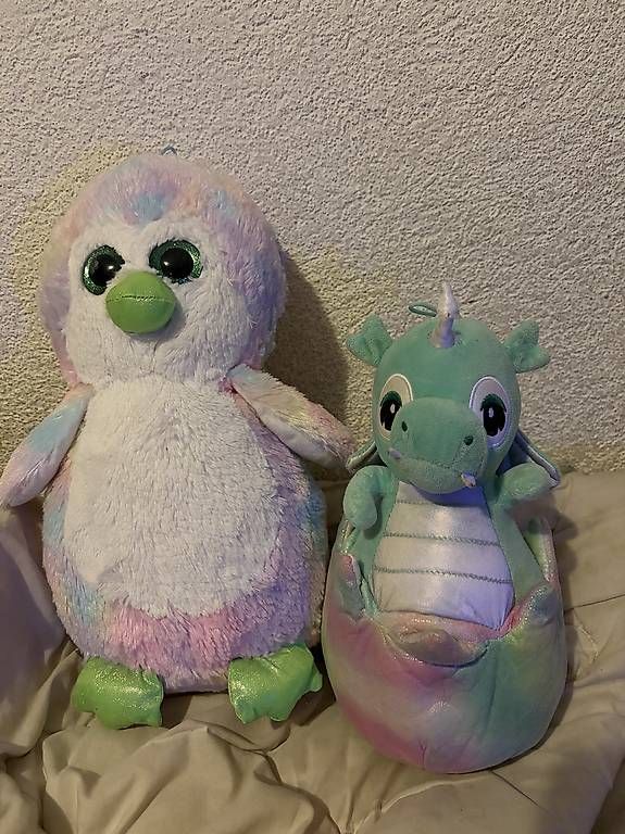 Giocattoli: Plüsch Pingu & Drache – Usato da Brienz BE venduto da sna_d9ls
