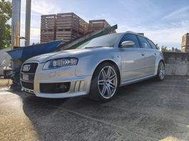 Audi RS4 B7 