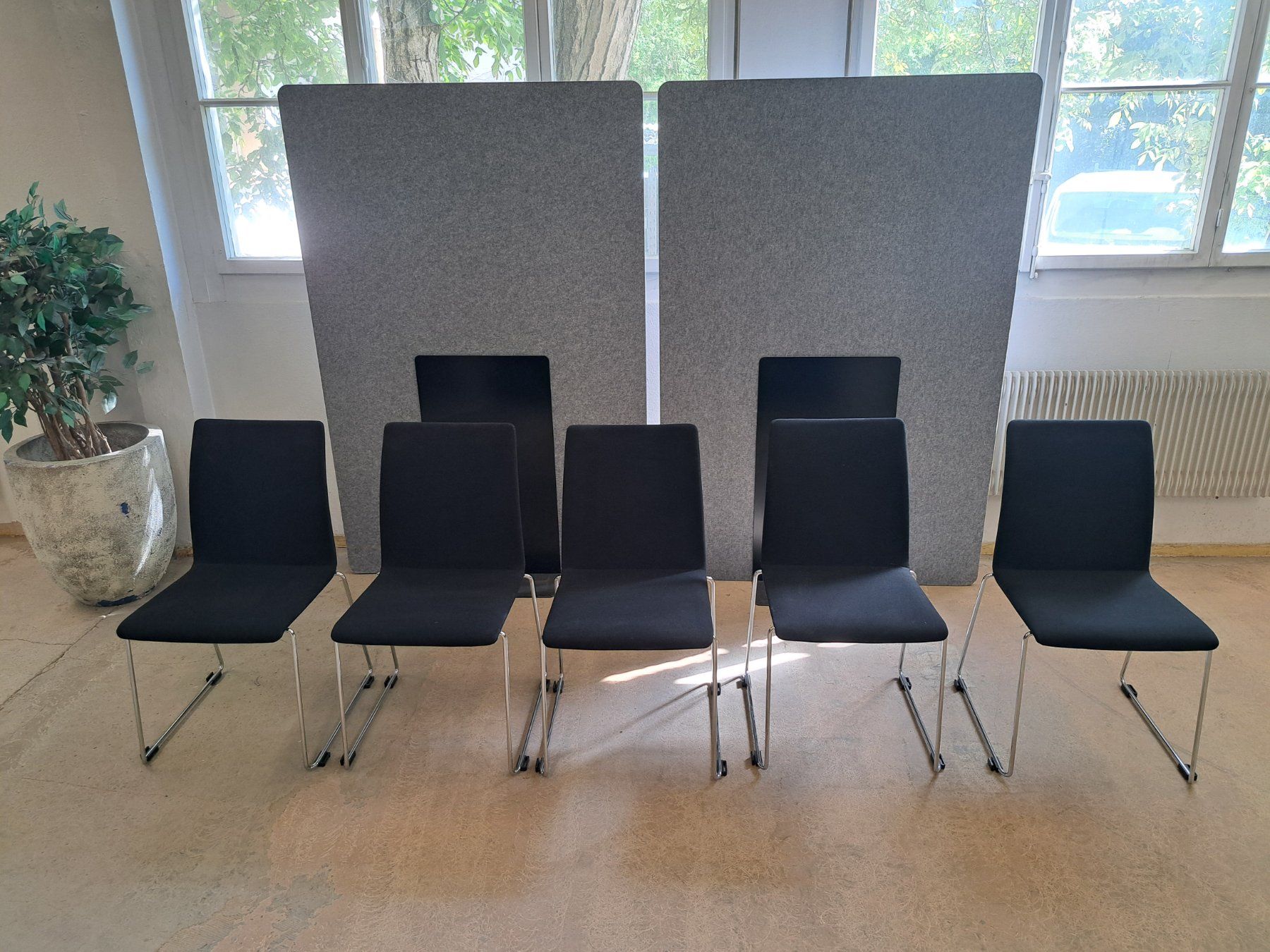 Sedie: 5x Brunner Stuhl Stapelstuhl – Usato da Belp venduto da deal-now