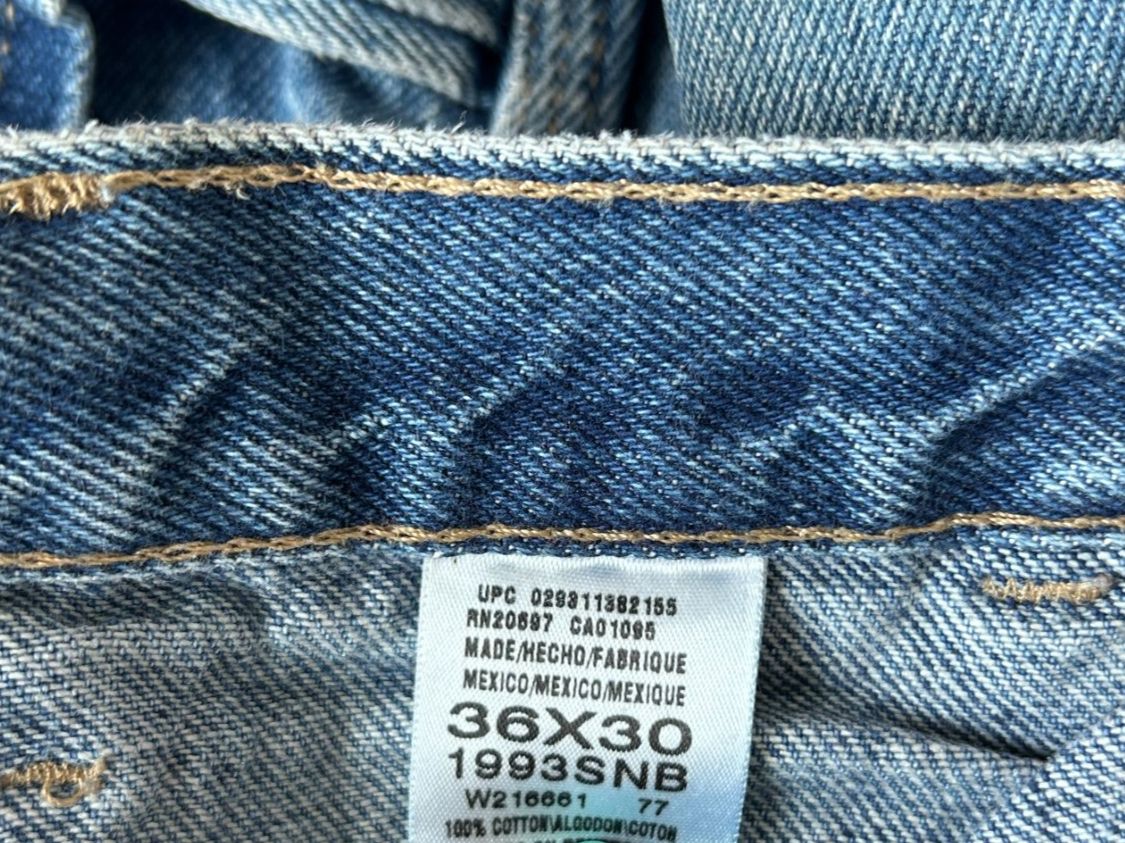 Dickies Hosen: Dickies Jeans Shorts – Gebraucht aus St. Gallen von look-twice 4