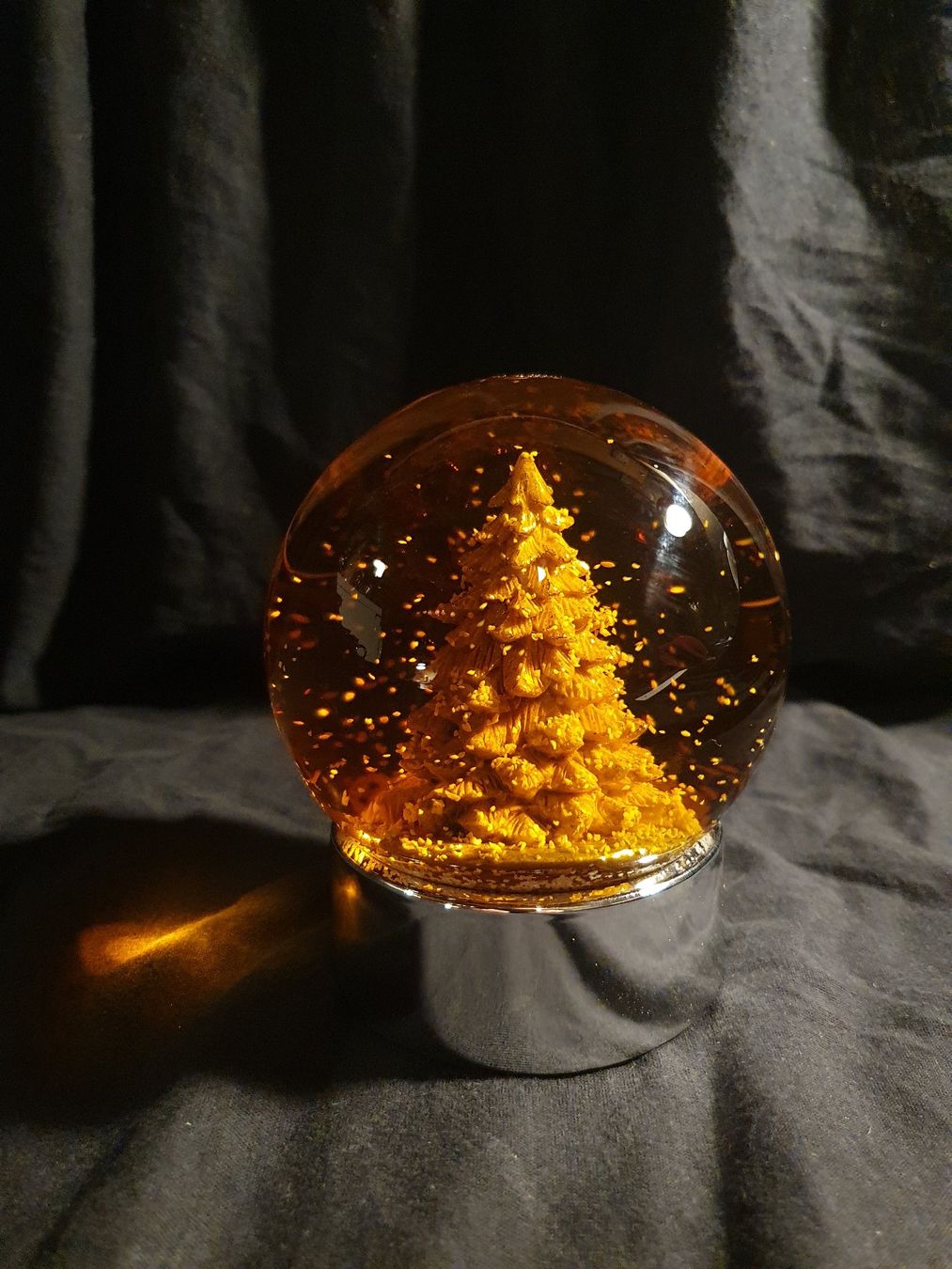 Tutte le decorazioni: Schneekugel mit Tannenbaum – Usato da Worb venduto da FroLok 2