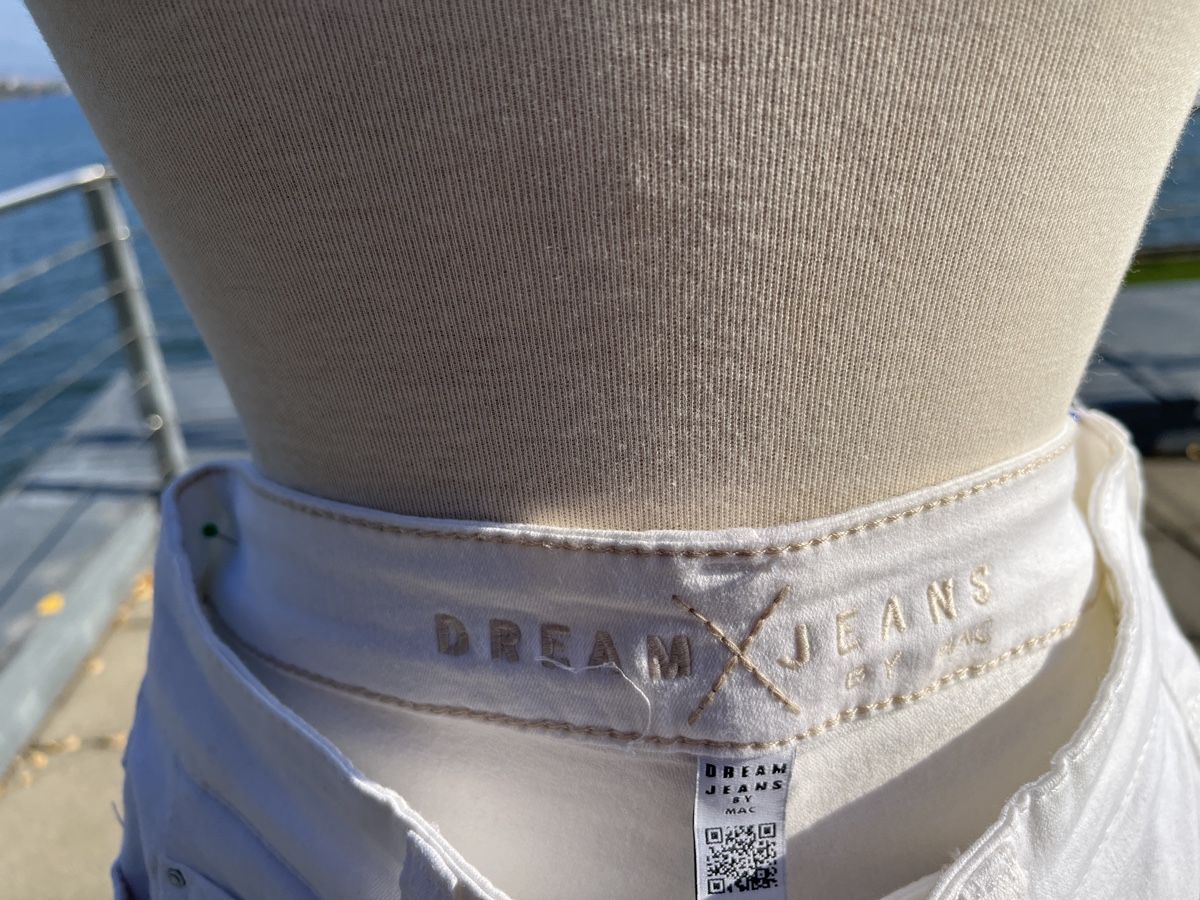Pantaloni: MAC Dream Jeans Blancs, Taille 36-38 / longueur 34 – Nuovo (secondo la descrizione) da St-Sulpice VD venduto da Twin5 1