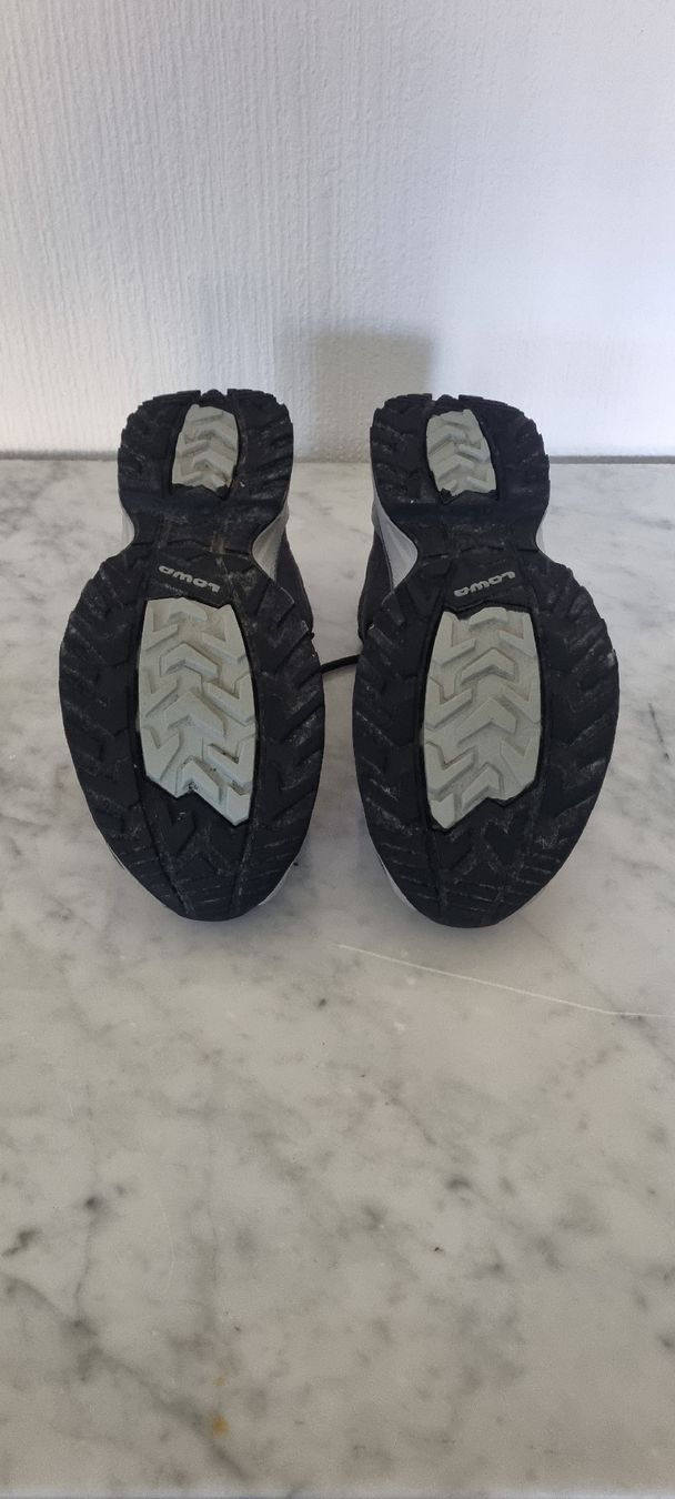 Lowa Damenschuhe: Lowa Trekkingschuh Damen – Gebraucht aus Thun von liviaa6 5