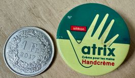 ATRIX kleine alte Blechdose 3 cm