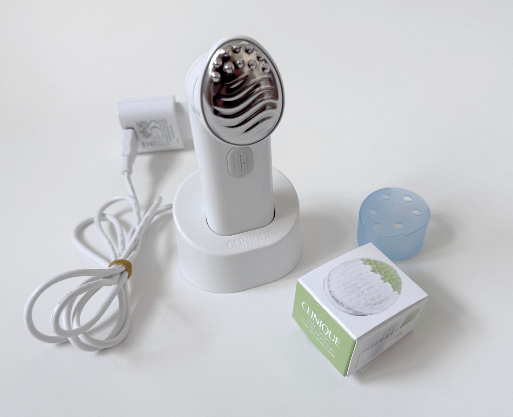 Clinique Soins du visage: ** Clinique - Sonic System Purifying Cleansing Brush ** TOP – D'occasion à Zürich par Aubergine4 1