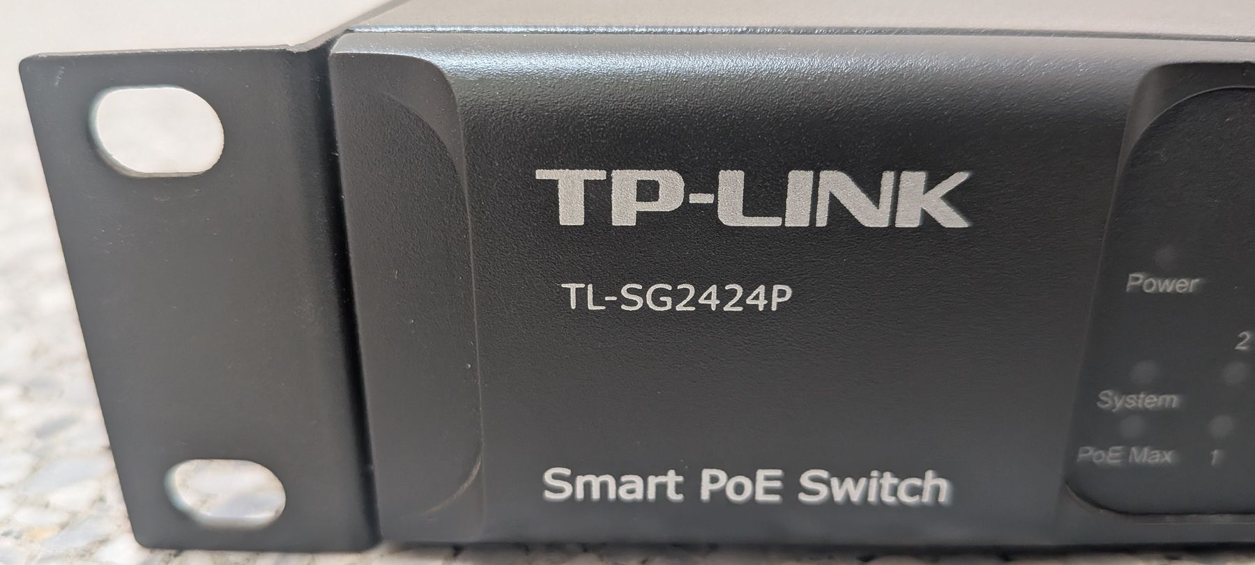 TP-Link Hubs & Switches: TP-Link TL-SG2424P Smart PoE Switch  – Gebraucht aus Wettingen von Lata2012