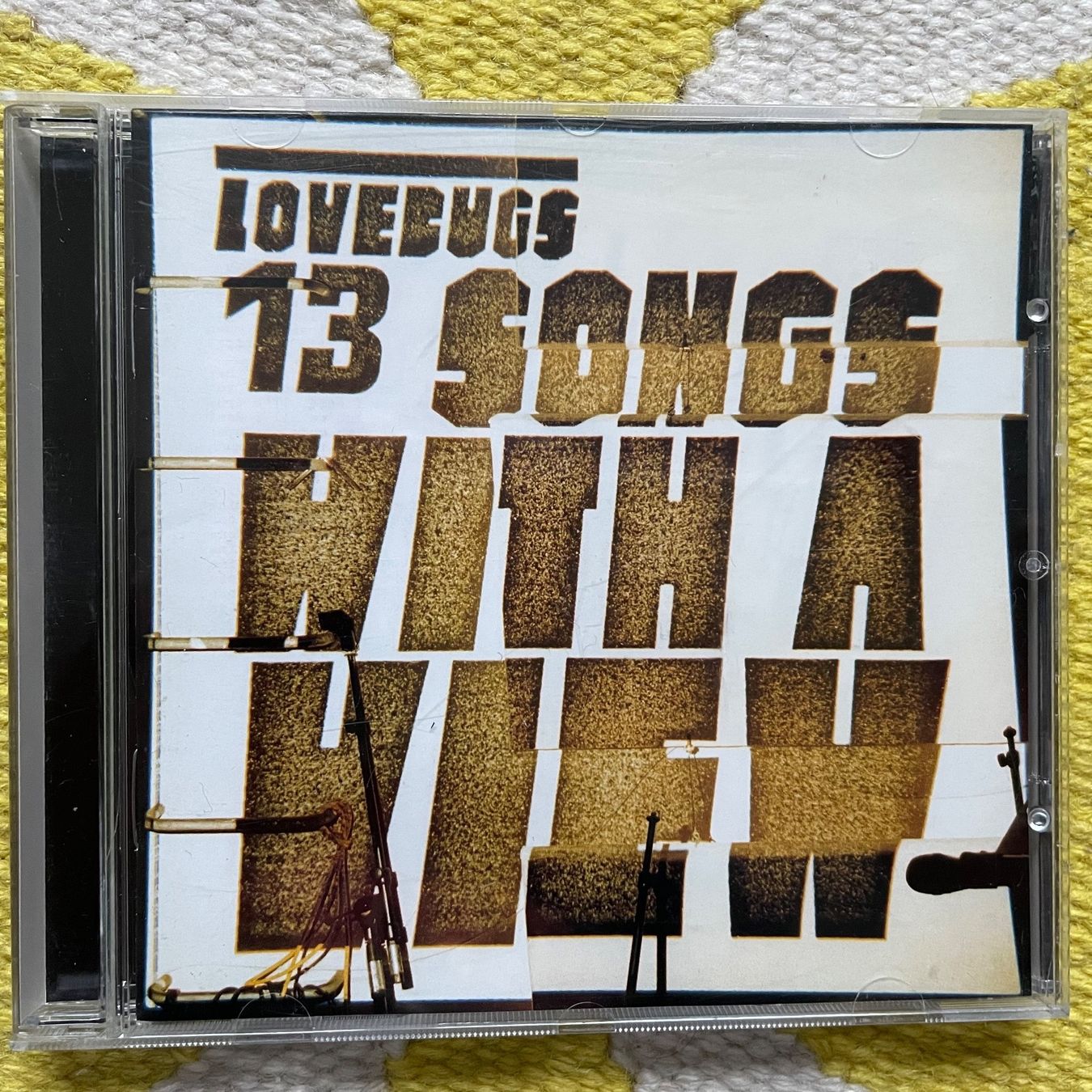 CD: LOVEBUGS-13 SONGS WITH A VIEW – Usato da Rorschacherberg venduto da CD-Roli