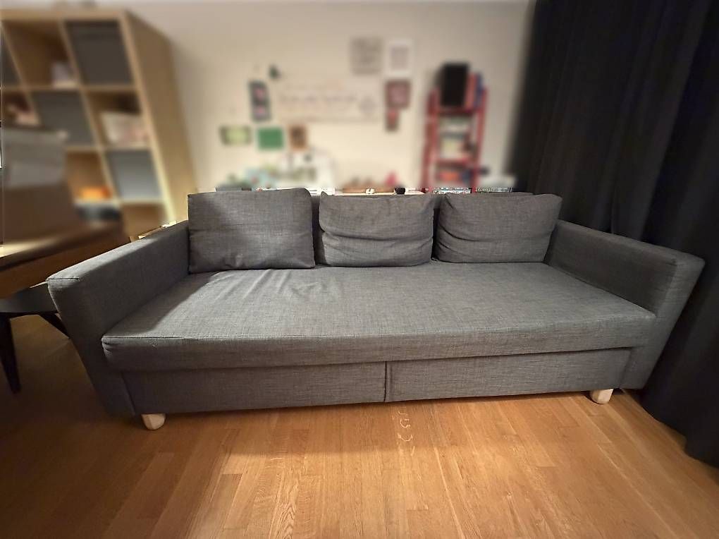 Ikea Sofas: 3er-Sofa mit Bettauszug – D'occasion à Russikon par Maultrommel 1