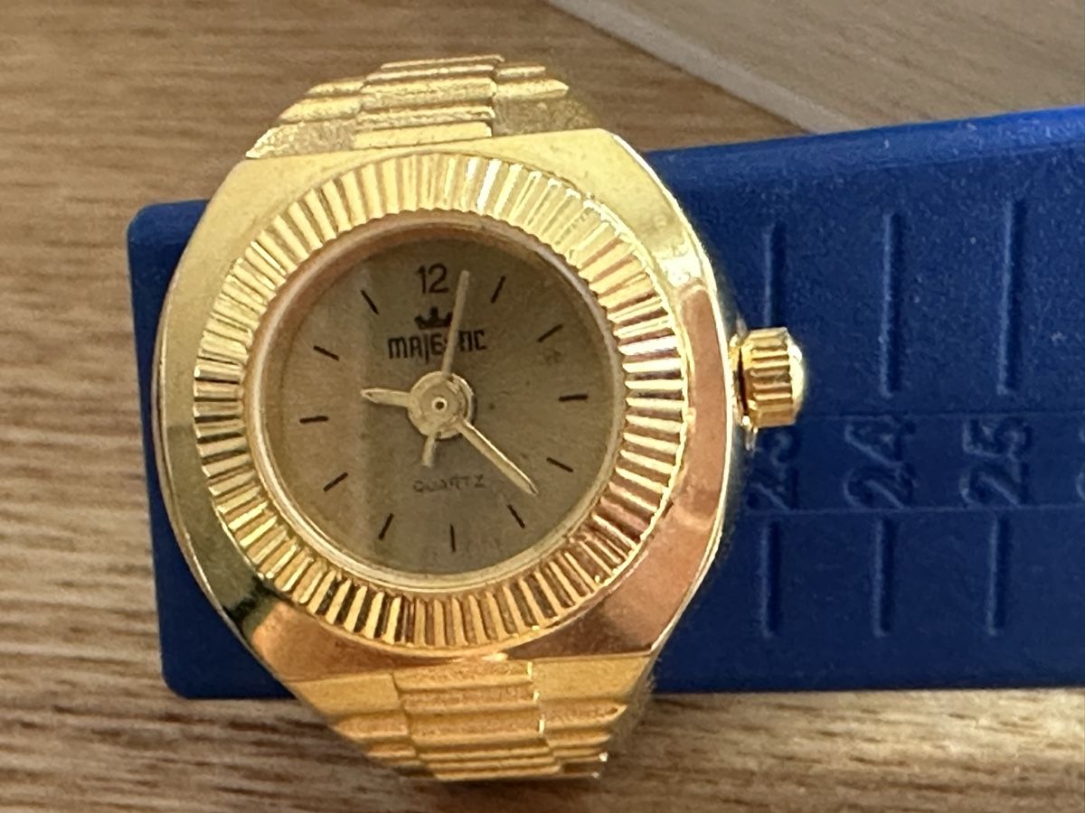 Orologi: Quarz Fingerring Uhr – Usato da Herbriggen venduto da Sehrazade 1