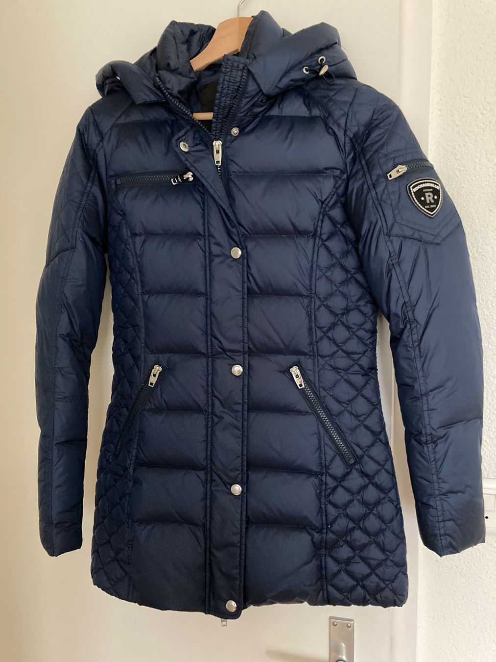Jacken: Dunkelblaue Winterjacke von Rockandblue – Neu (gemäss Beschreibung) aus Rothenburg von strize83
