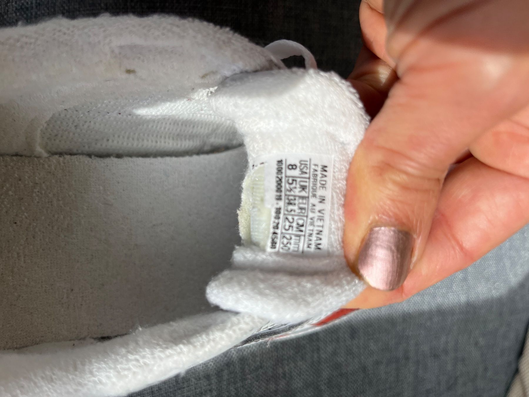 Reebok Herrenschuhe: Reebok 38.5 weiss und rot Sneakers – Gebraucht aus Zürich von maral787 3