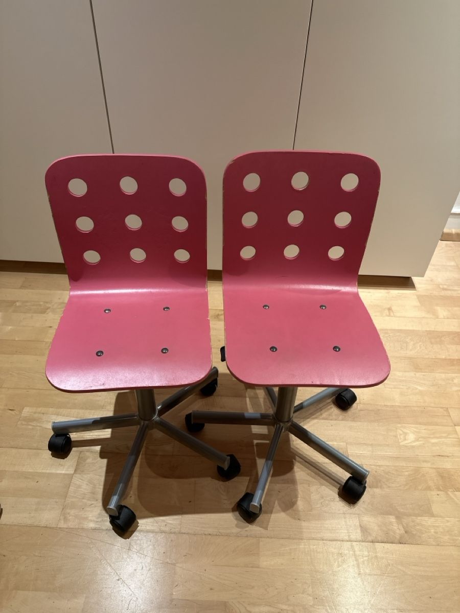 Ikea Sedie: 2 Kinderschreibtischstühle gratis – Usato da Basel venduto da dahlen 1