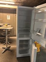 Kühl-Gefrierschrank