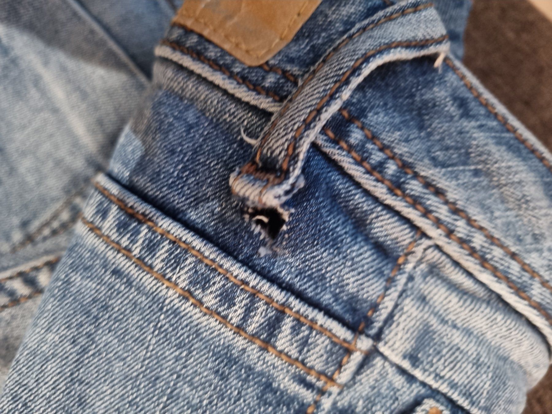 Pantaloni: Mädchenjeans, Gr. 158 – Usato da Oberrüti venduto da Nicki_Like 2