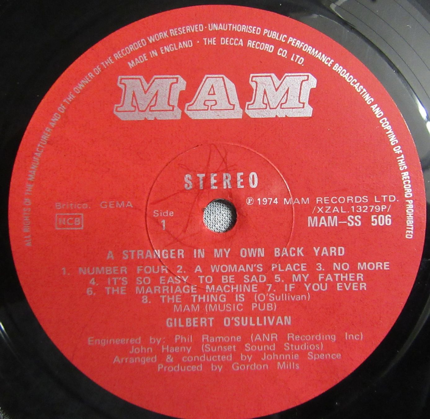 Dischi in vinile: LP - Gilbert O'Sullivan - A Stranger In My Own Back Yard – Usato da Auenstein venduto da Padabimbim 5