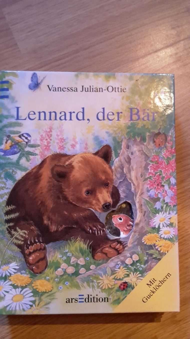 Libri: Buch Lennard der Bär – Nuovo (secondo la descrizione) da Schwarzenburg venduto da Flamingo07