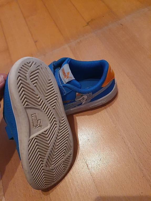 Scarpe per ragazzi: puma sneaker gr 25 blau – Usato da Häutligen venduto da manu-abc 2