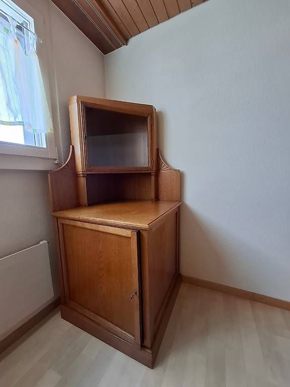 Armadi: Eckschrank massiv – Usato da Gossau SG venduto da rut_h99p