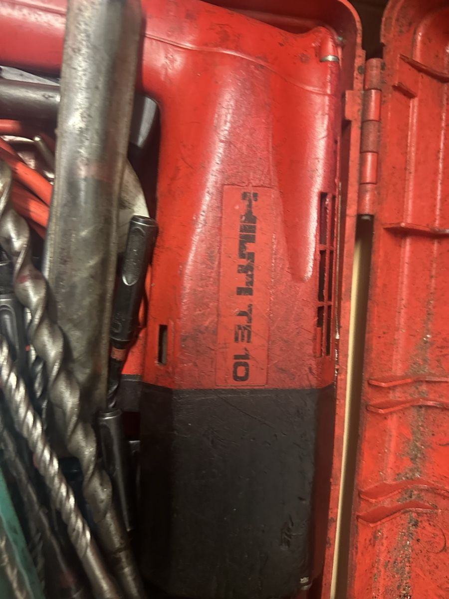 Hilti Bohrmaschinen: Hilti TE 10 mit koffer – Gebraucht aus Nürensdorf von maqopaqo 1